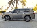 Toyota Land Cruiser GXR FACELIFTED WITH INTERIOR AND EXTERIOR GCC V6 4.0L