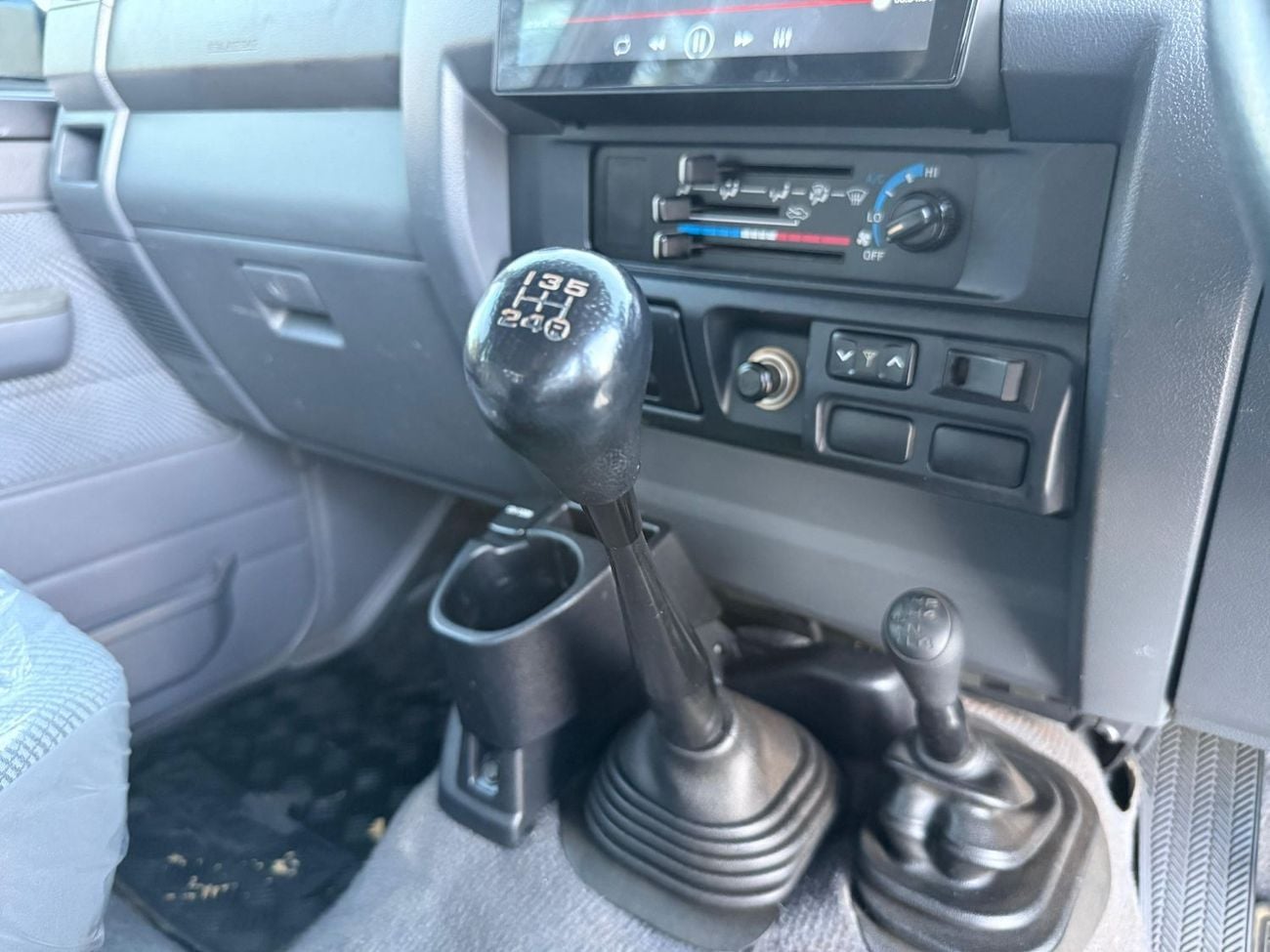 Toyota Land Cruiser Pick Up V8 With Upgrade Shape
