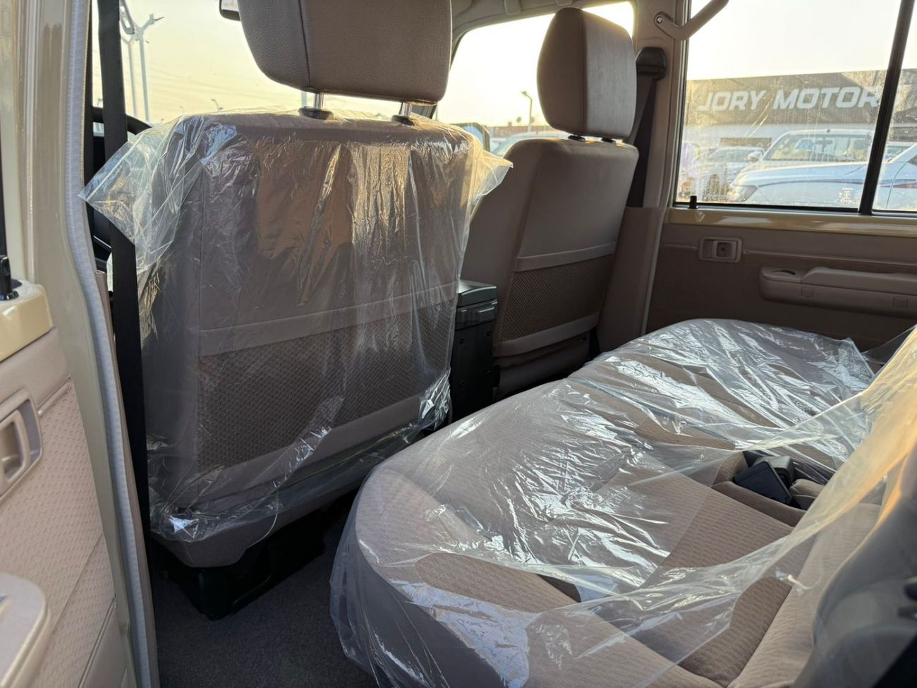 Toyota Land Cruiser 70 TOYOTA LC76 HARDTOP 5 DOORS 4.0L PETROL V6 MID OPTION M/T 2025 MODEL