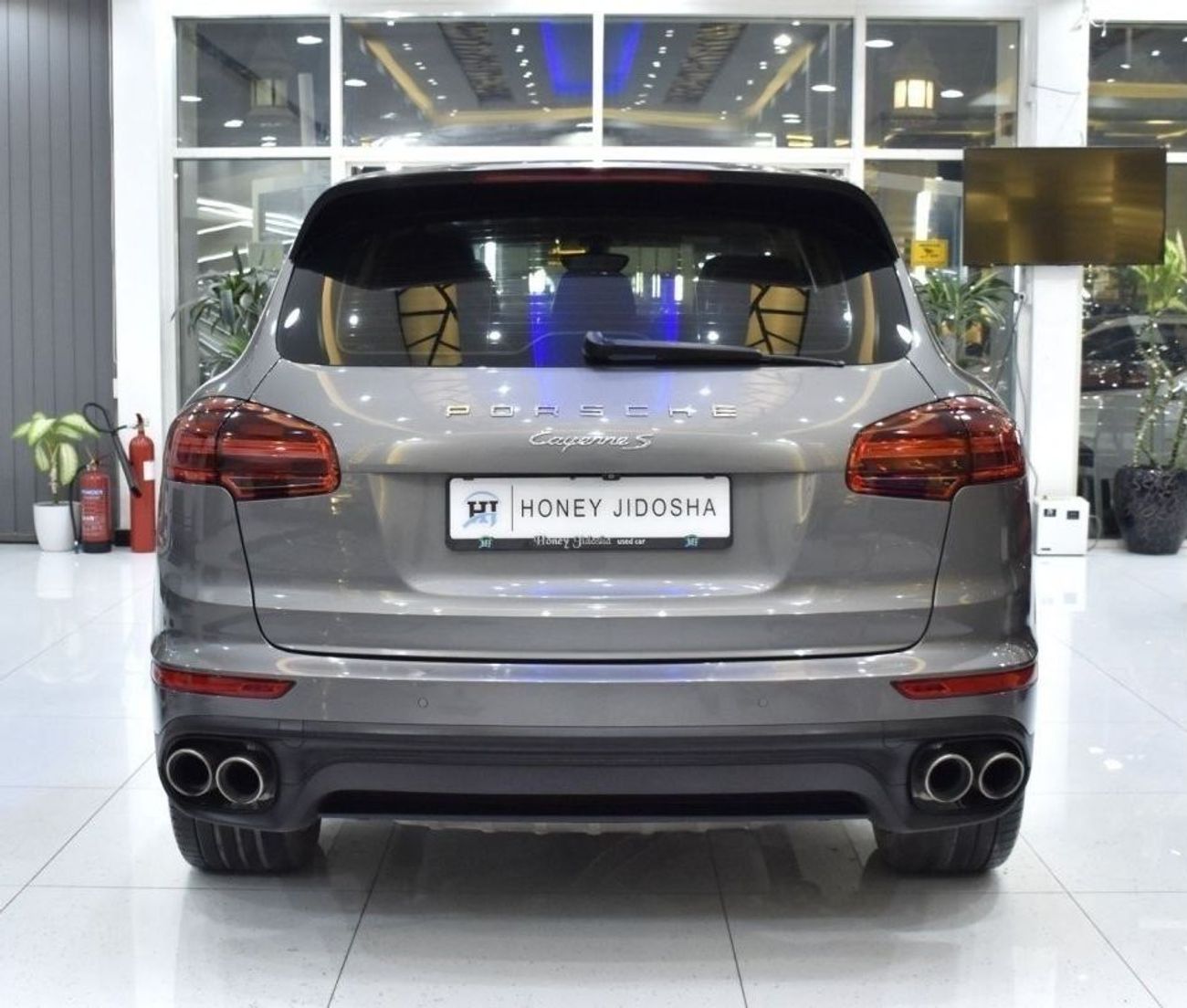 Porsche Cayenne EXCELLENT DEAL for our Porsche Cayenne S ( 2015 Model ) in Grey Color GCC Specs