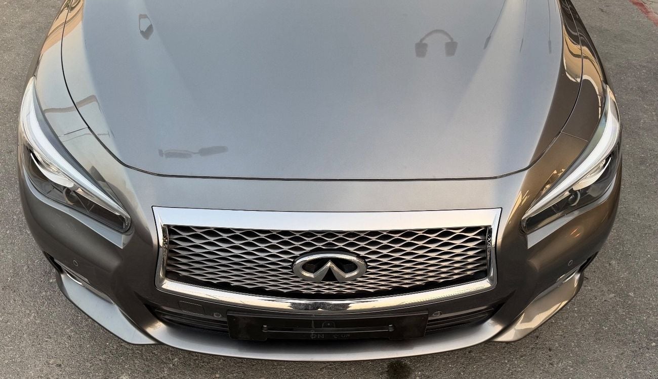 Infiniti Q50 Premium 3.7L