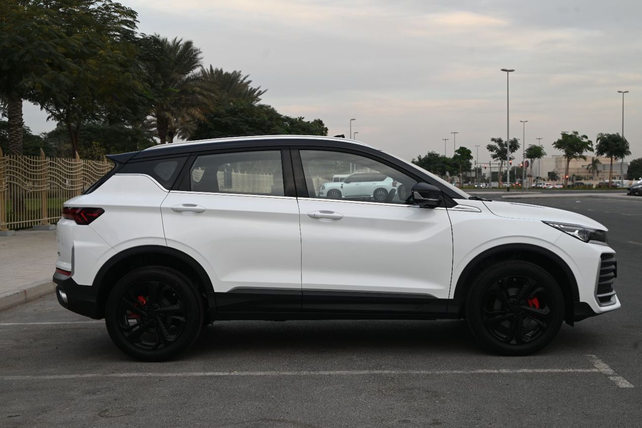 Geely Coolray GF 1.5TD EMI 1100 AED - GEELY COOLRAY GF 2025 - TOP OPTION