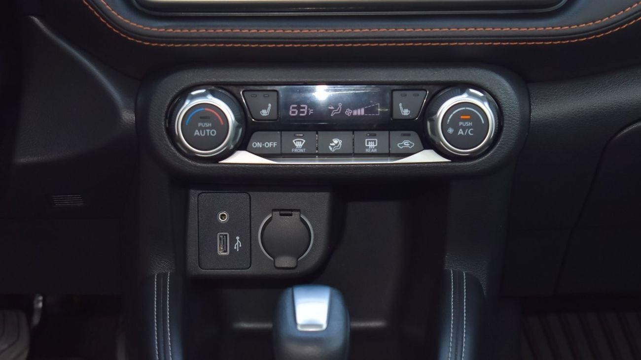 نيسان كيكس SR