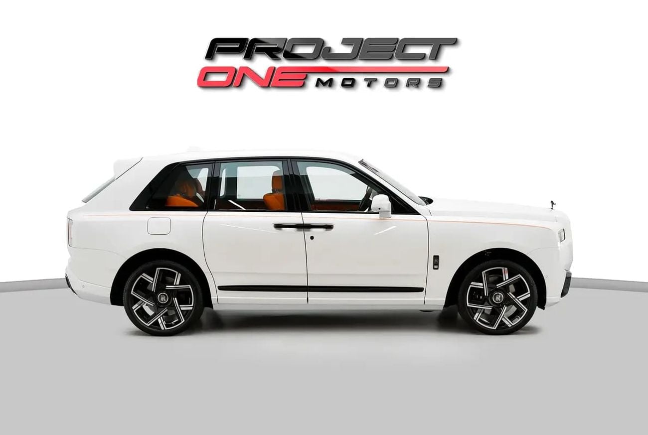 Rolls-Royce Cullinan BLACK BADGE WITH WARRANTY AND SERVICE CONTRACT