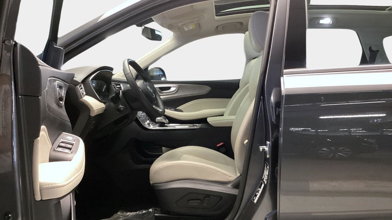 أم جي RX5 LUXURY 1.5T LUX 2WD | شامل الضمان | 0 ﺪﻔﻋﺓ ﺃﻮﻟﻯ