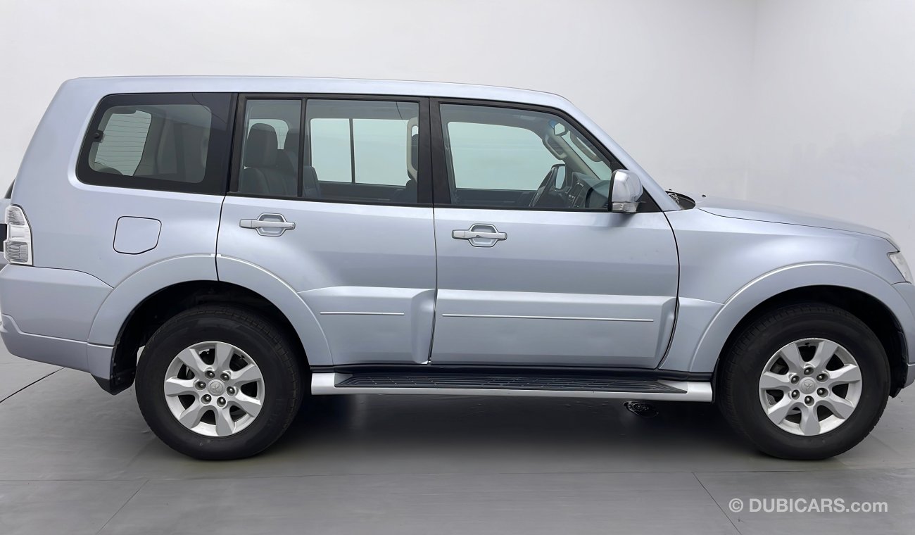 Mitsubishi Pajero GLS BASE 3.5 | Under Warranty | Inspected on 150+ parameters