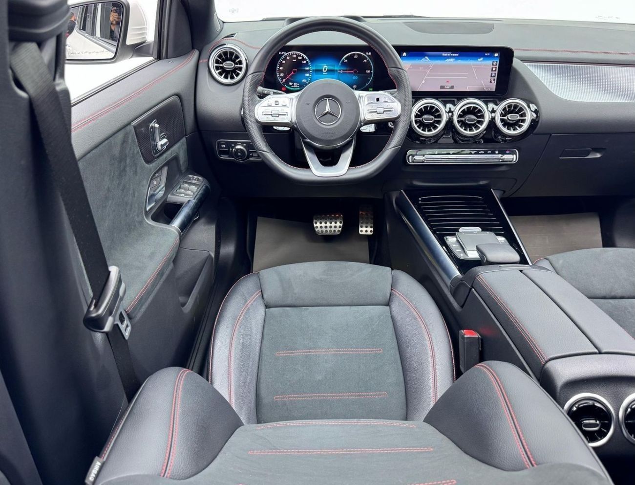 Mercedes-Benz EQA 350 SUV 2022 Mercedes Benz EQA 350 4Matic, 2027 Mercedes Warranty + Service Pack, Full PPF, Very Low Km, GCC