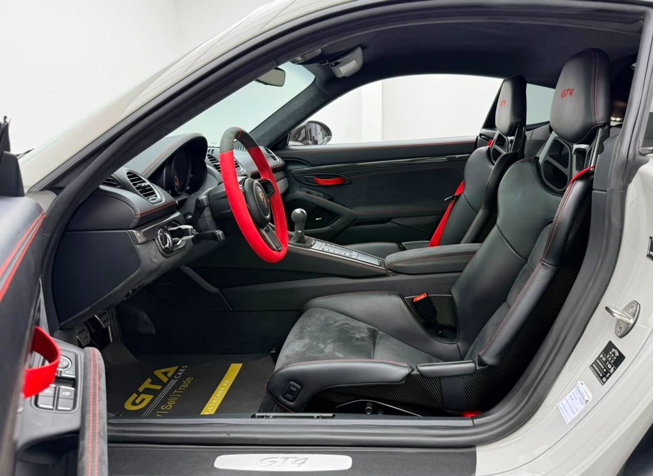 بورش كايمان GT4 2020 Porsche Cayman GT4, Warranty, Full Service History, Low Km, Excellent Condition, GCC