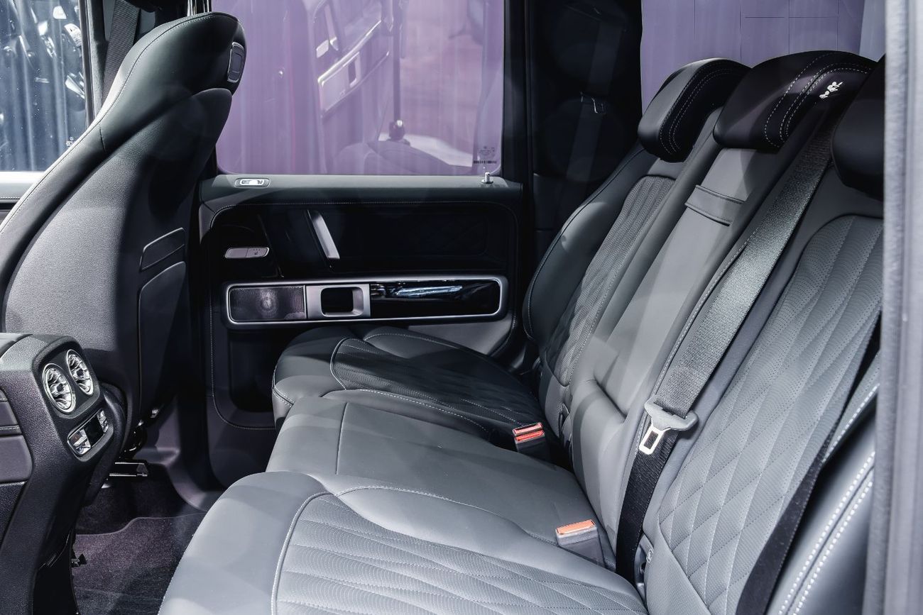 مرسيدس بنز G 63 AMG 4X4² Mercedes-Benz AMG G63 4x4² + Night II + Superior + TV