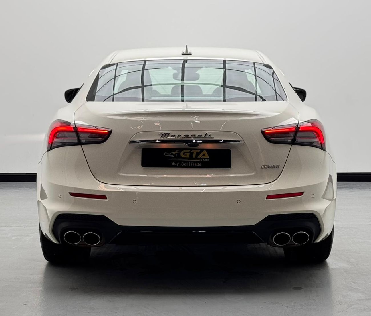 Maserati Ghibli Modena 3.0L 2022 Maserati Ghibli Modena, Maserati Service History, 1 Year Warranty, GCC