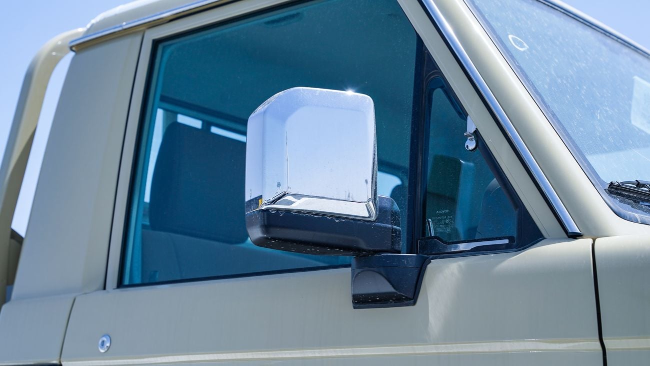 تويوتا لاند كروزر بيك آب