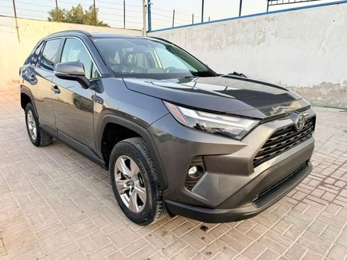 Toyota RAV4 2023 Toyota Rav4 XLE Gray Newly arrived Push Strat Run & Drive