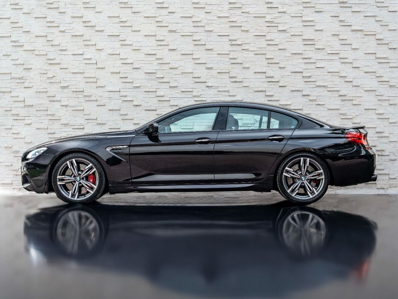 BMW M6 Std 4.4L