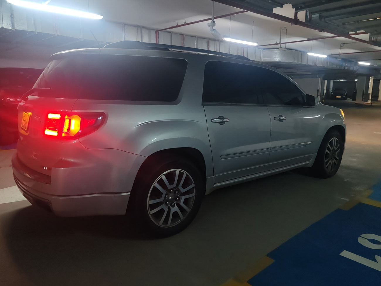 GMC Acadia DENALI