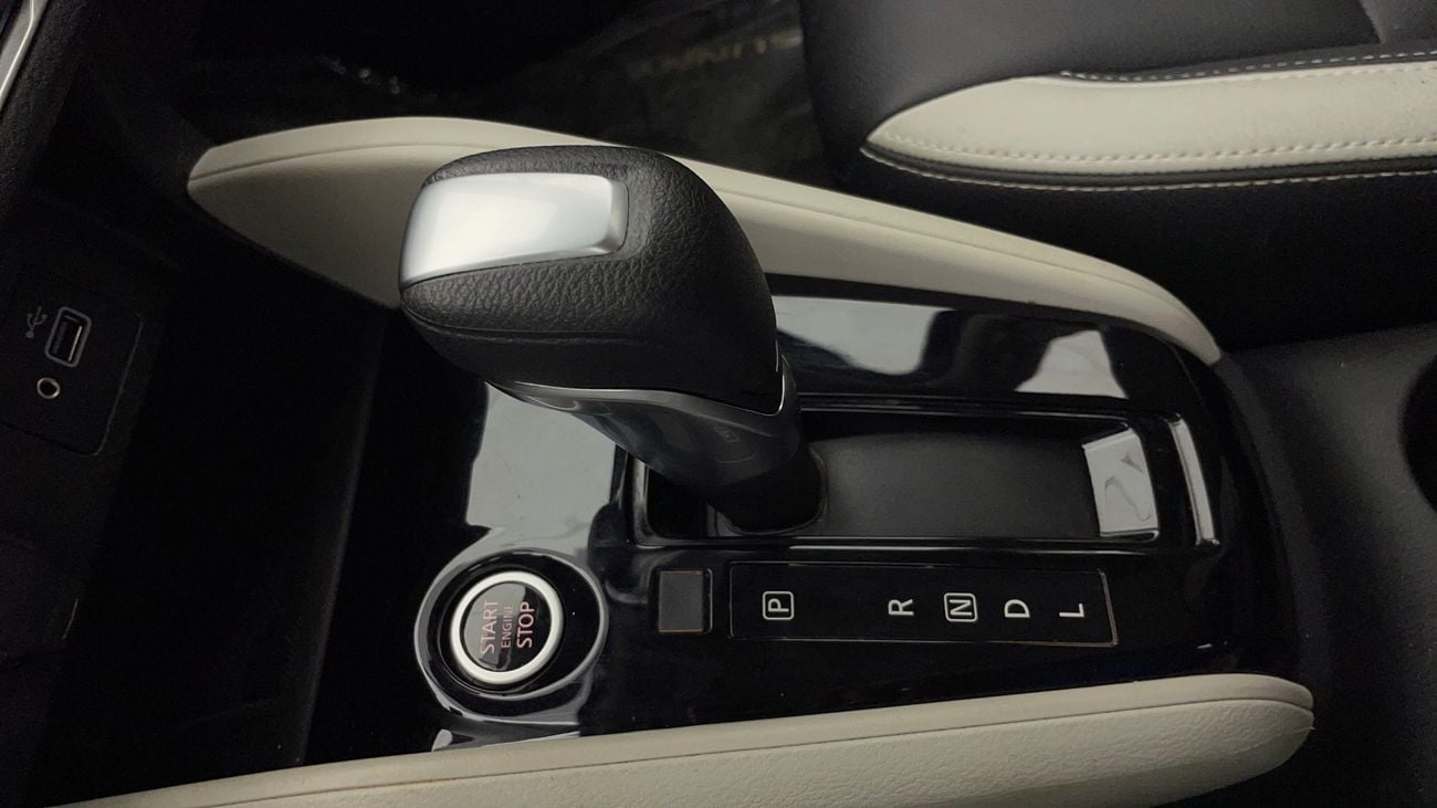 نيسان صني SL 1.6 | بدون دفعة مقدمة | اختبار القيادة في المنزل