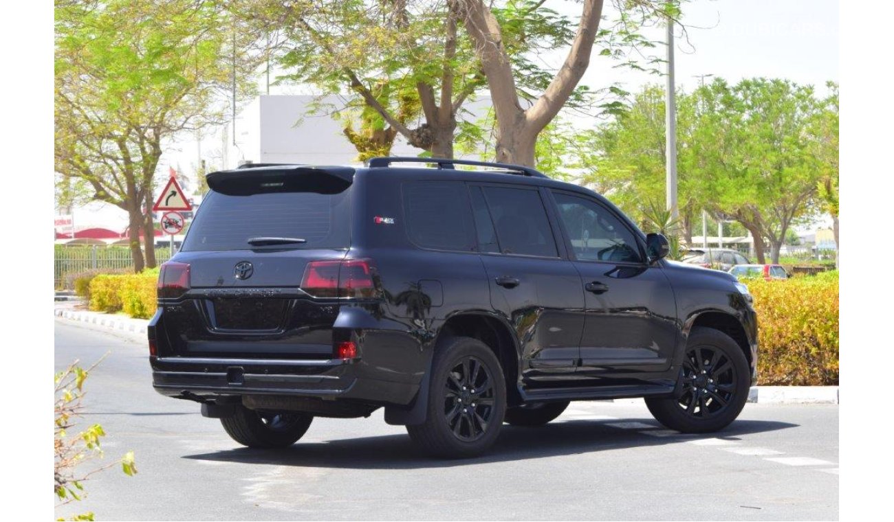 تويوتا لاند كروزر 200 GX-R V8 4.5L Diesel Automatic Black Edition