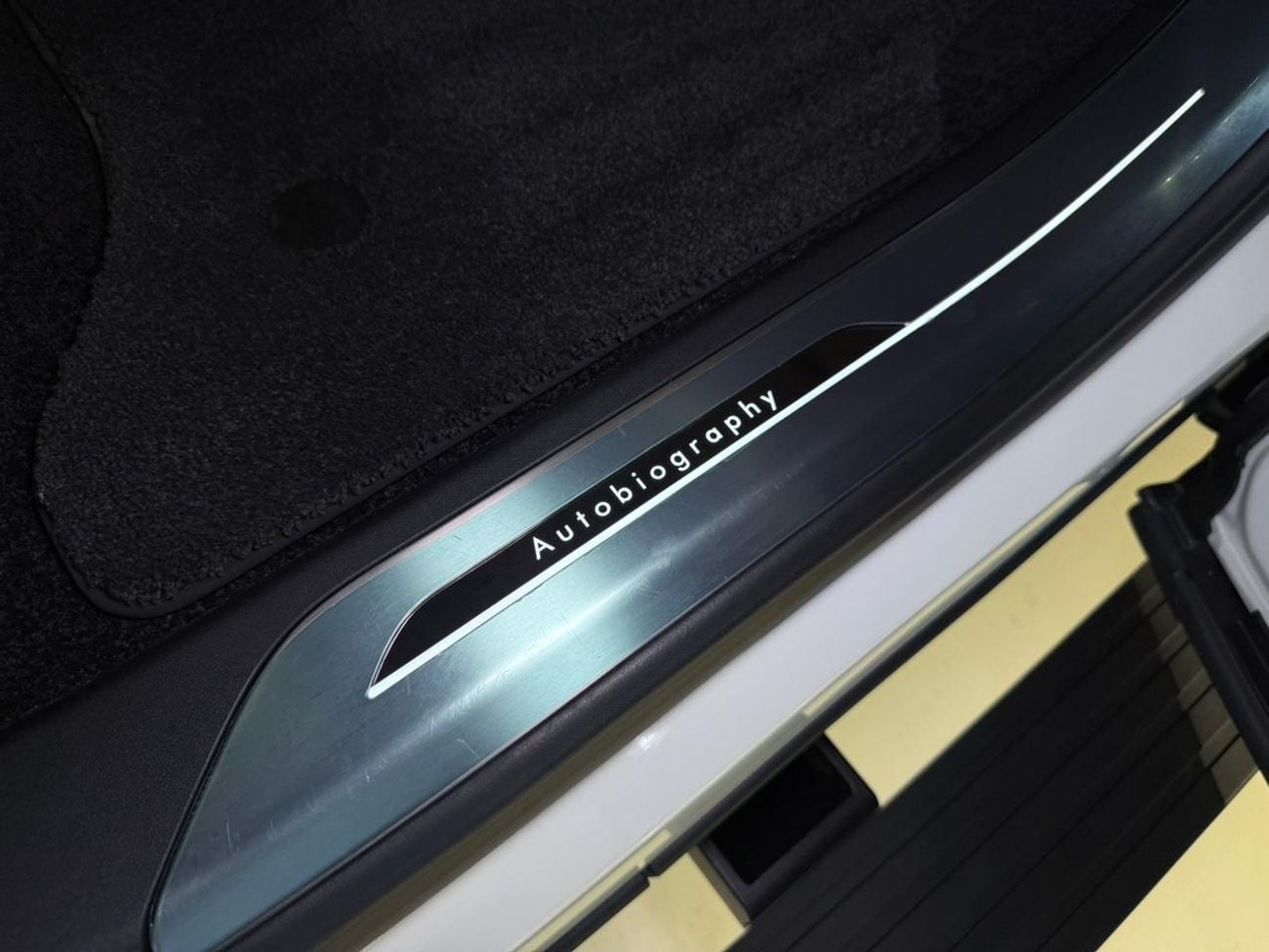 لاند روفر رينج روفر AUTOBIOGRAPHY LWB P530 AUTOBIOGRAPHY LWB P530