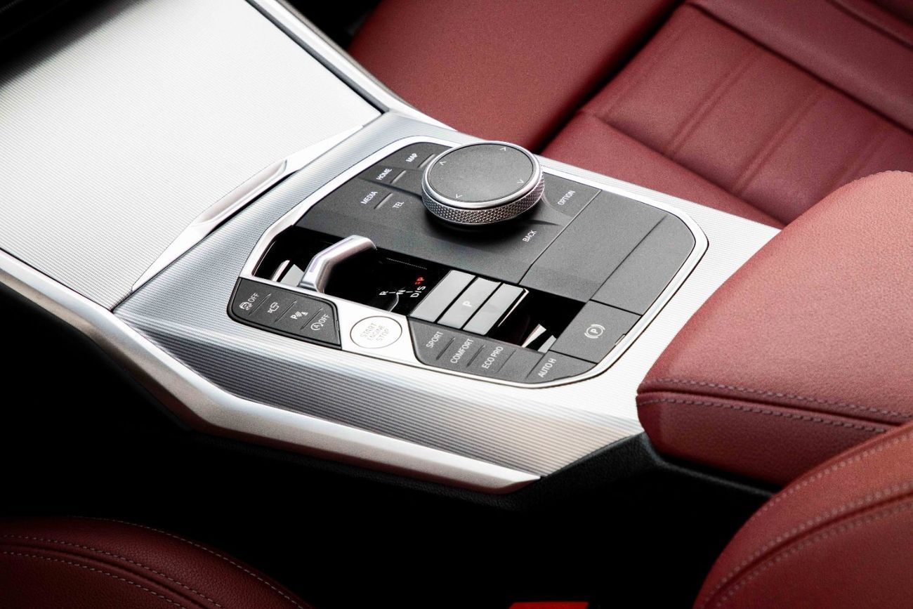 بي أم دبليو 320 3,290 P.M | 0% Downpayment | BMW 320 M-Kit!