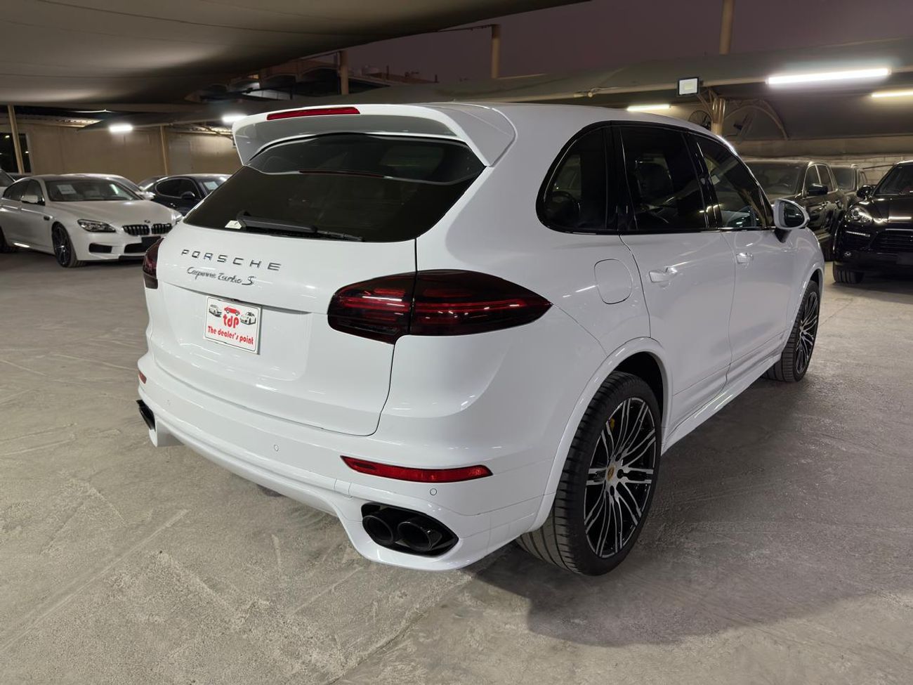 Porsche Cayenne Turbo S 4.8L (570 HP) 2016 | FULL SERVICE HISTORY | CARBON CERAMIC BRAKES (PCCB) | FULL SPEC!