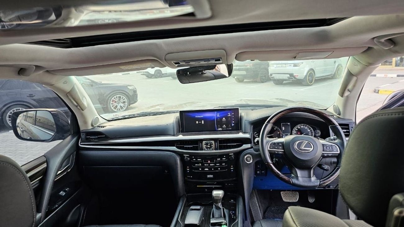 لكزس LX 570 Petrol 5.7 Liter Right Hand Drive Automatic Gear T.V With 4 Cameras