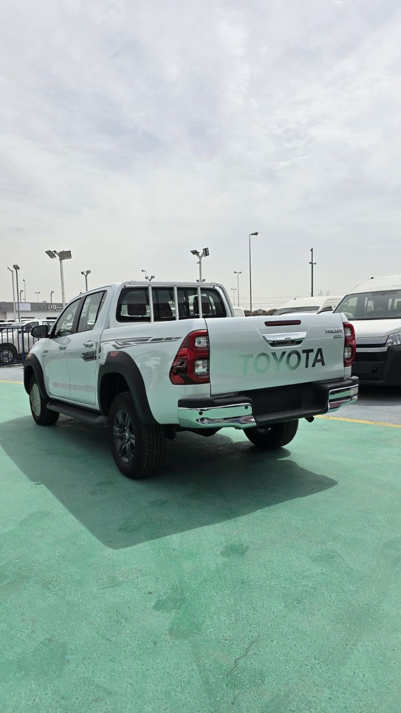 Toyota Hilux DC TRD 4.0L 4WD 2026 MODEL V6 GCC SPECS SR5