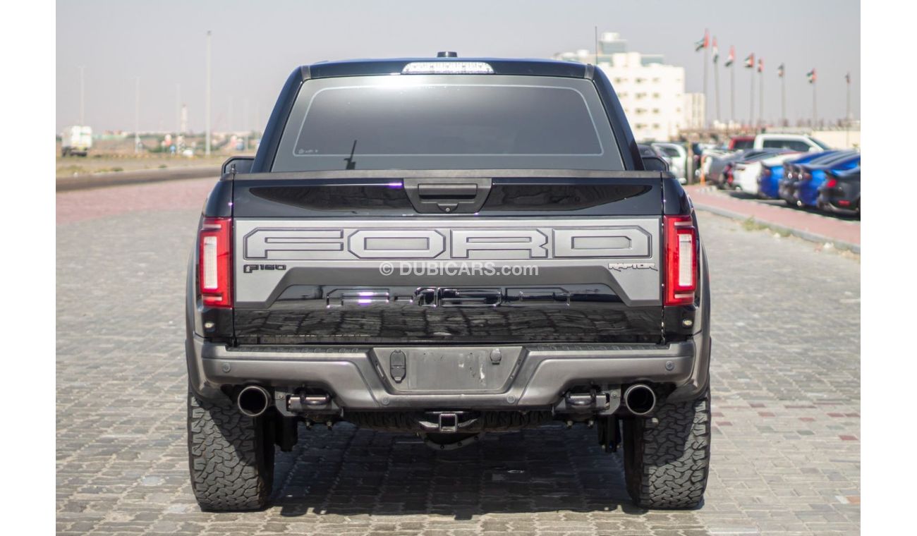 فورد إف-150 رابتور فورد رابتر F-150 SVT موديل : 2018  السعر :165.000 ممشي : 119.137 ك/م مواصفات خليجية فل اوبشن  415 حص