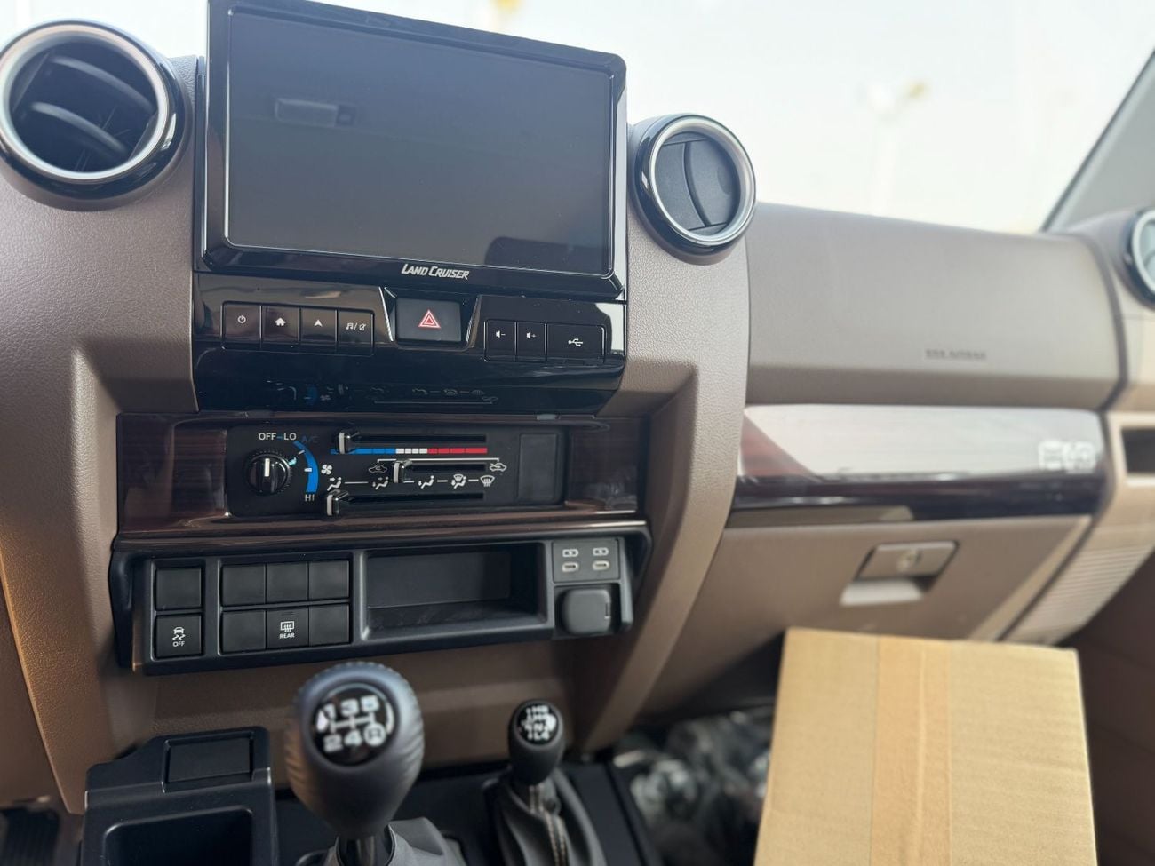 Toyota Land Cruiser 76 2025 Toyota Land Cruiser 76 diesel 2.8