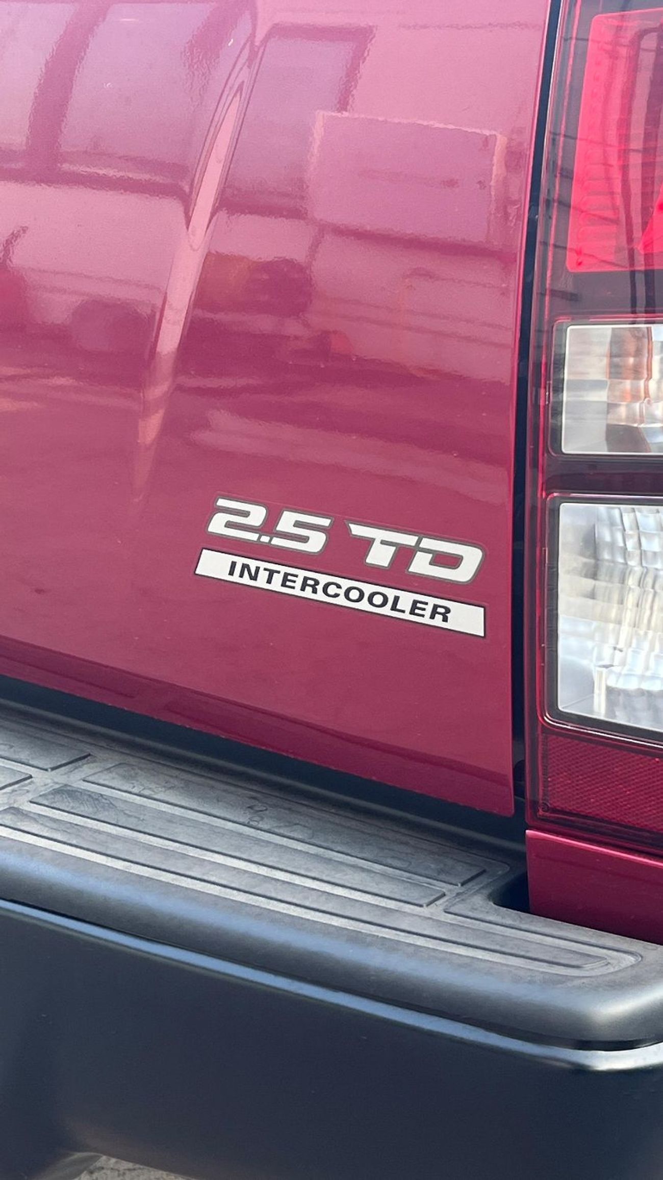 Isuzu DMax Isuzu D Max SC 4x2 Engine 2.5L MY 2026