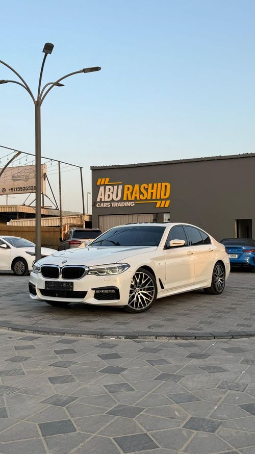 BMW 530i Luxury M Sport Package 2.0L