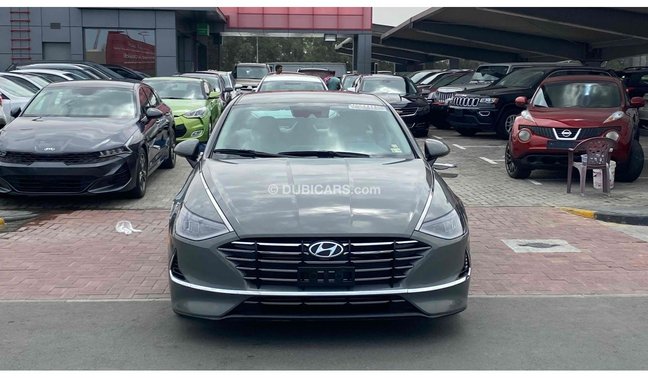 Hyundai Sonata SE With Radar