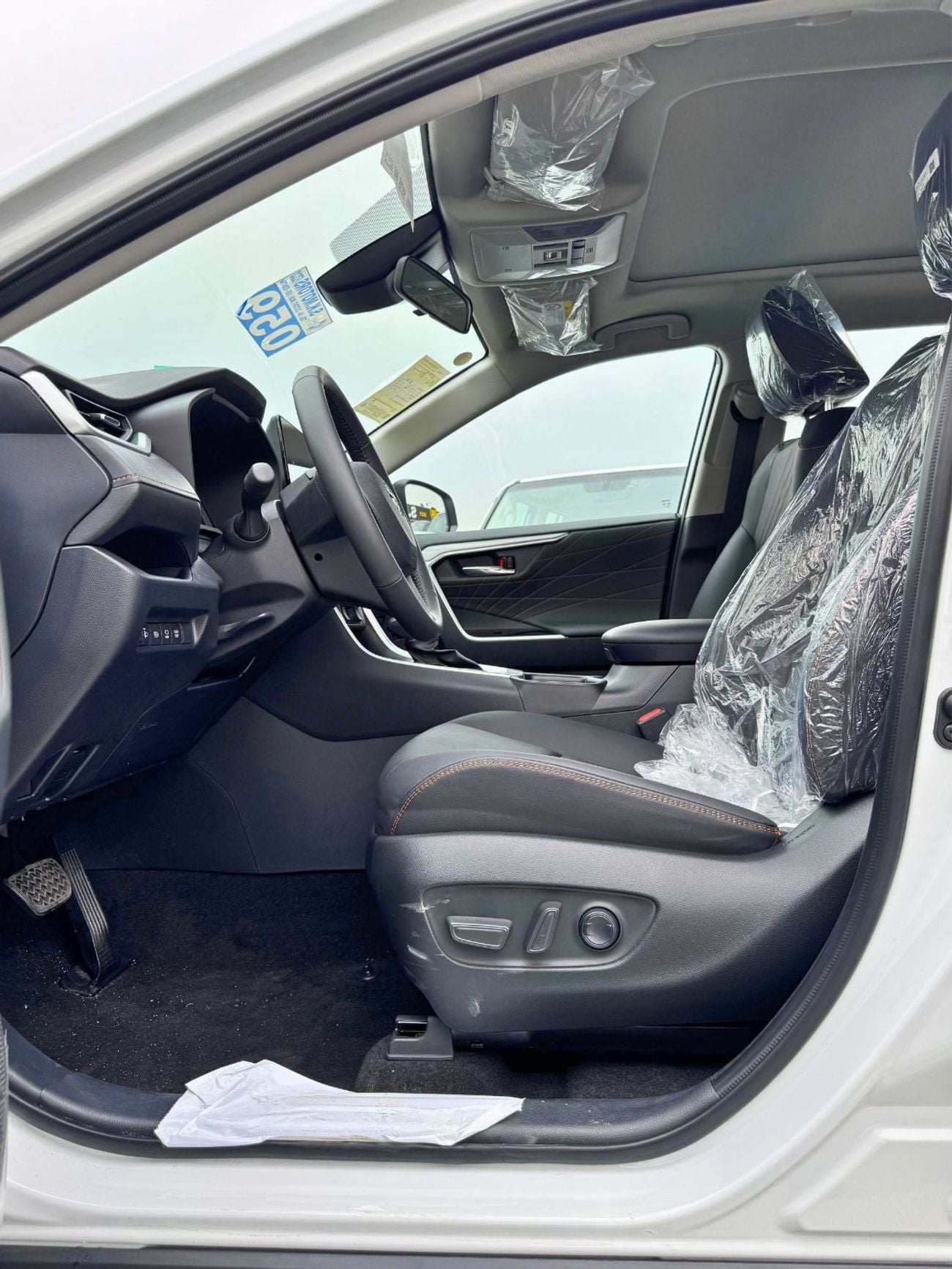 تويوتا راف ٤ ELITE / 2.5L HYBRID / 360* WITH PANORAMIC ROOF / FULL OPTION (CODE # HYBRID)
