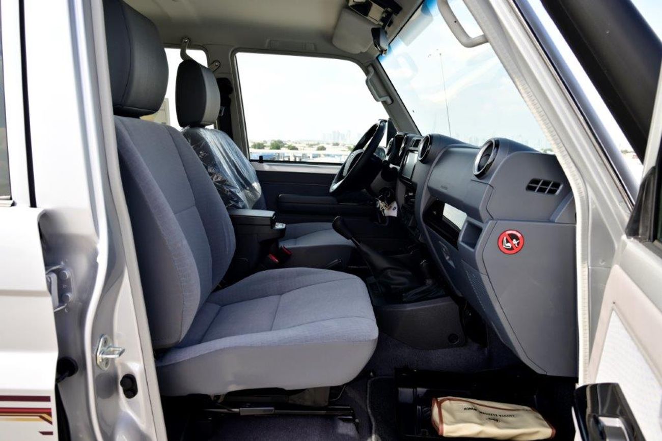 Toyota Land Cruiser 70 76  Limited V8 4.5L Turbo Diesel 4wd Manual Transmission