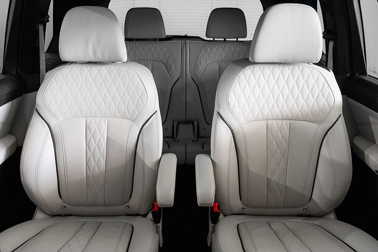 BMW X7 40i 3.0L 40i M-Sport 3.0L