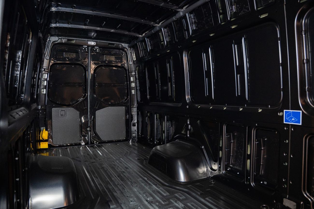 Mercedes-Benz Sprinter Mercedes-Benz Sprinter 519 CDI 2026 | Extra Long | GCC