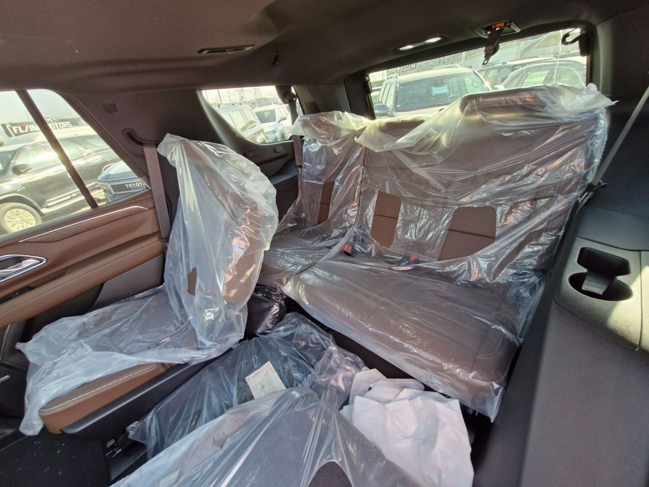 شيفروليه تاهو (VAT 5% INCLUDED) CHEVROLET TAHOE HIGH COUNTRY 6.2L V8 PETROL BRAND NEW 0KM