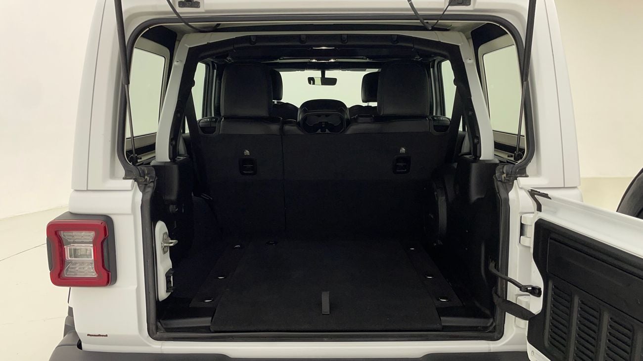 جيب رانجلر SAHARA CITY EDITION 3.6 | بدون دفعة مقدمة | اختبار القيادة في المنزل