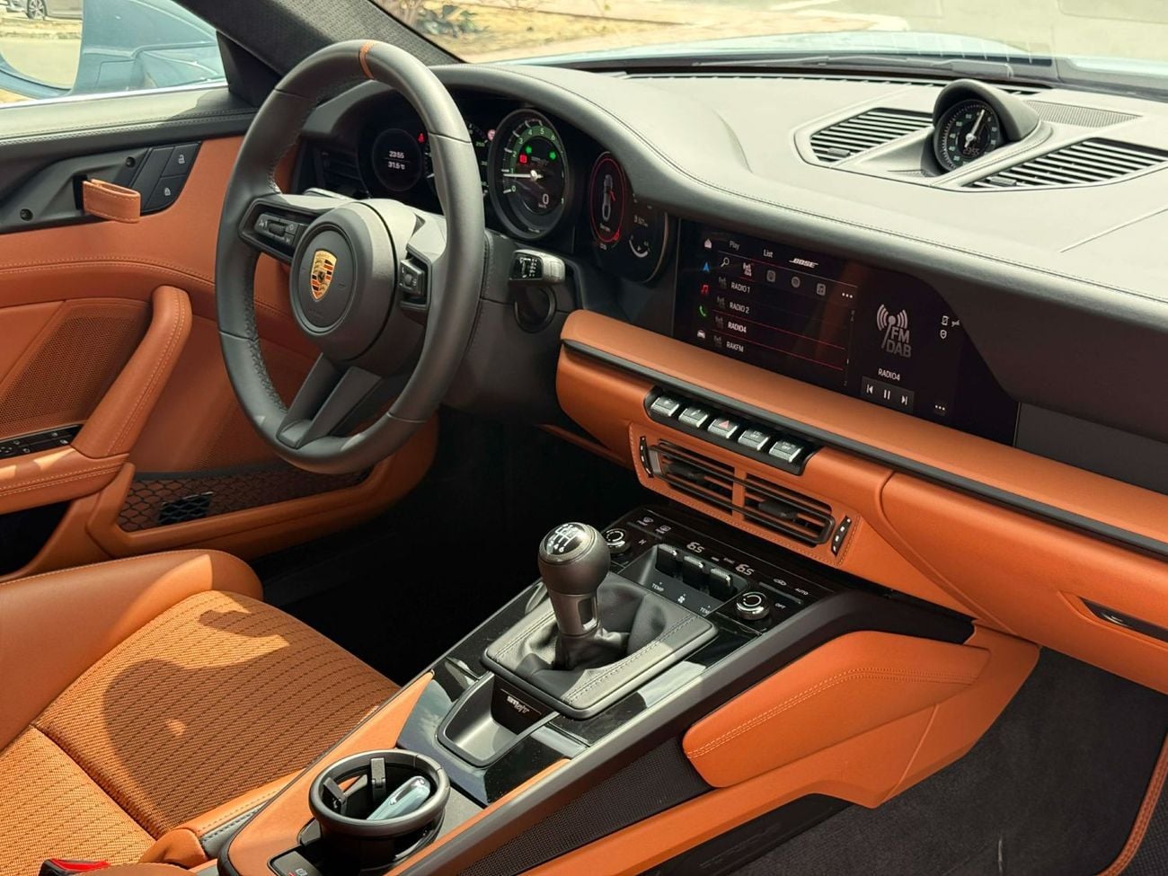 Porsche 911 S/T 4.0L (520 HP) Coupe **2024**GERMAN SPEC LESS KM