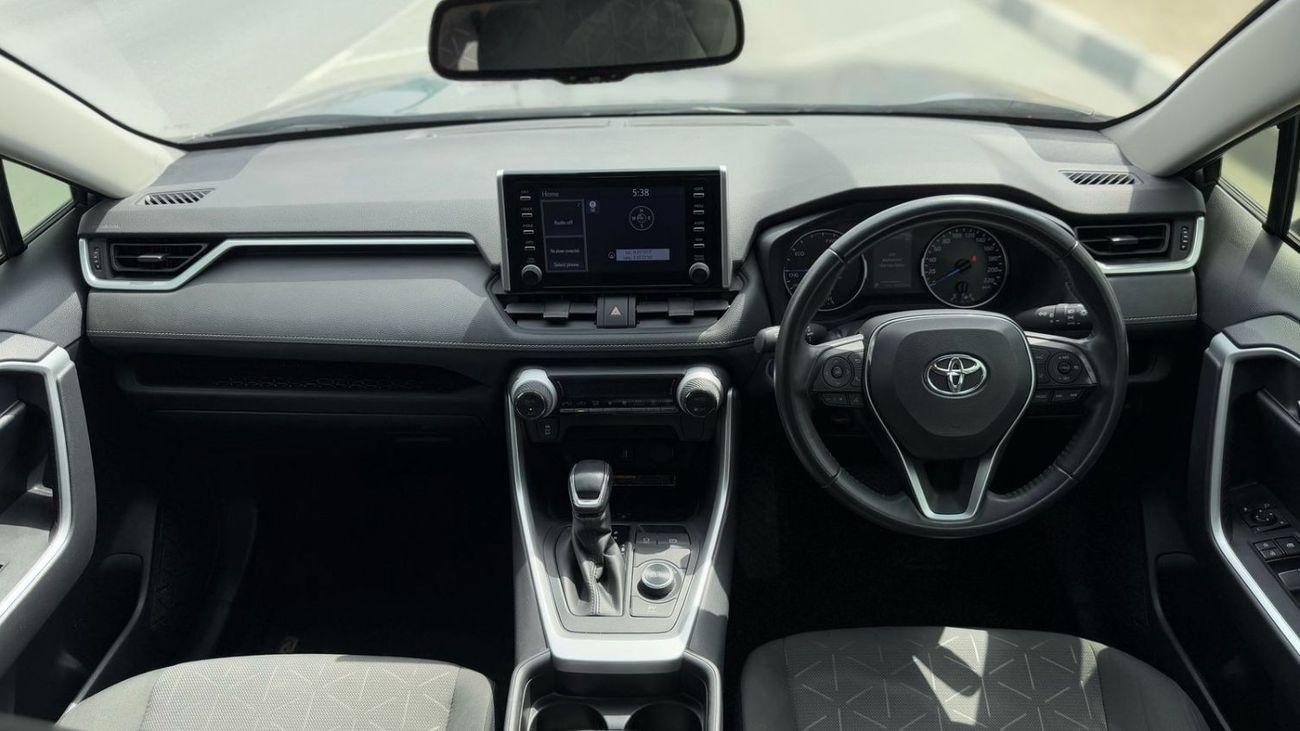 Toyota RAV4 Hybrid Petrol ,Right Hand Drive ,Push Start 4WD T.V ,Back Camera