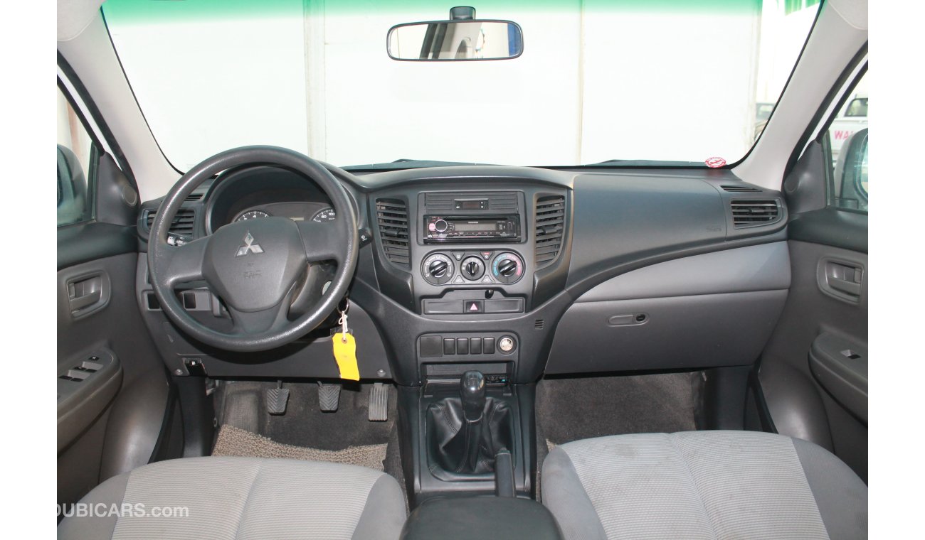 Mitsubishi L200 2.4L 2016 MODEL MANUAL DOUBLE CABIN