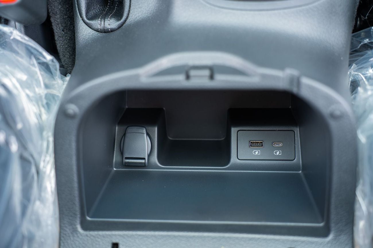 Nissan Navara PRO-4X Off-Road | 2.5L Diesel 4WD A/T (Only For Export)