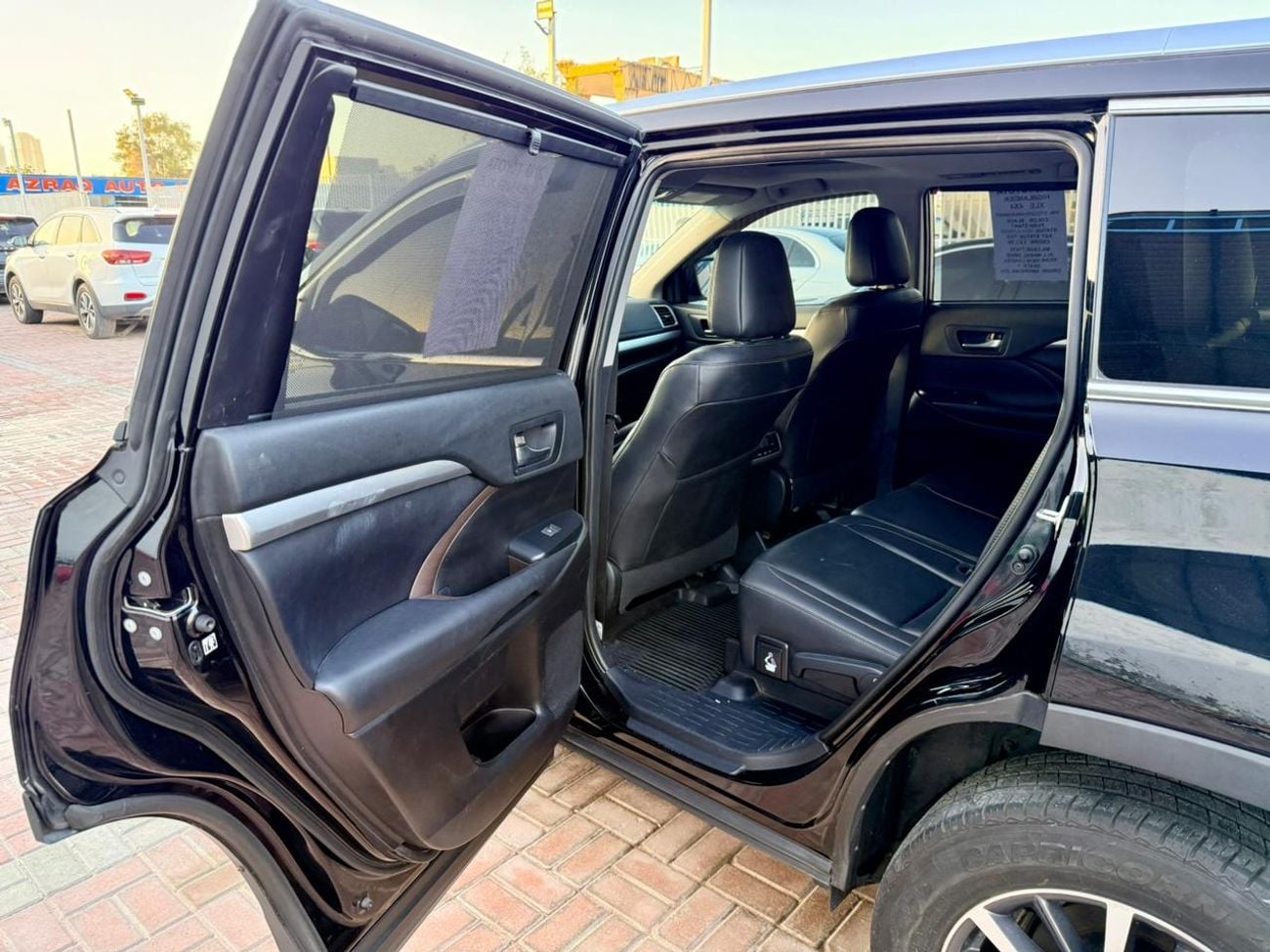 Toyota Highlander 2019 Toyota Highlander XLE 4x4 AWD Full Option