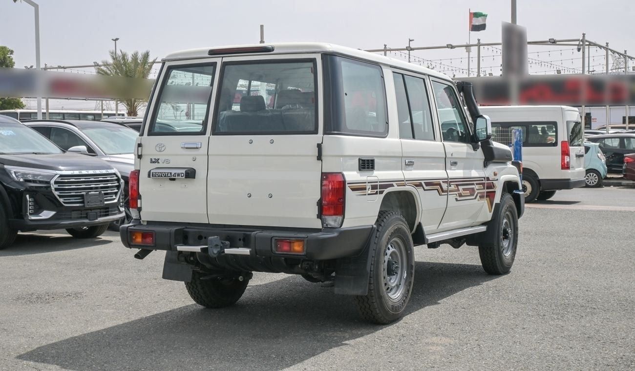 تويوتا لاند كروزر 70 LX V8 4.5L