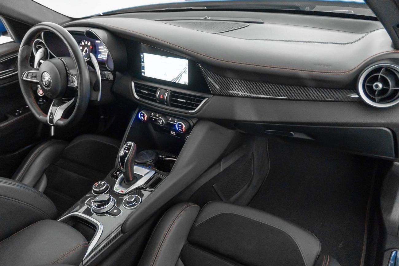 Alfa Romeo Giulia Quadrifoglio 2.9L (505 HP)