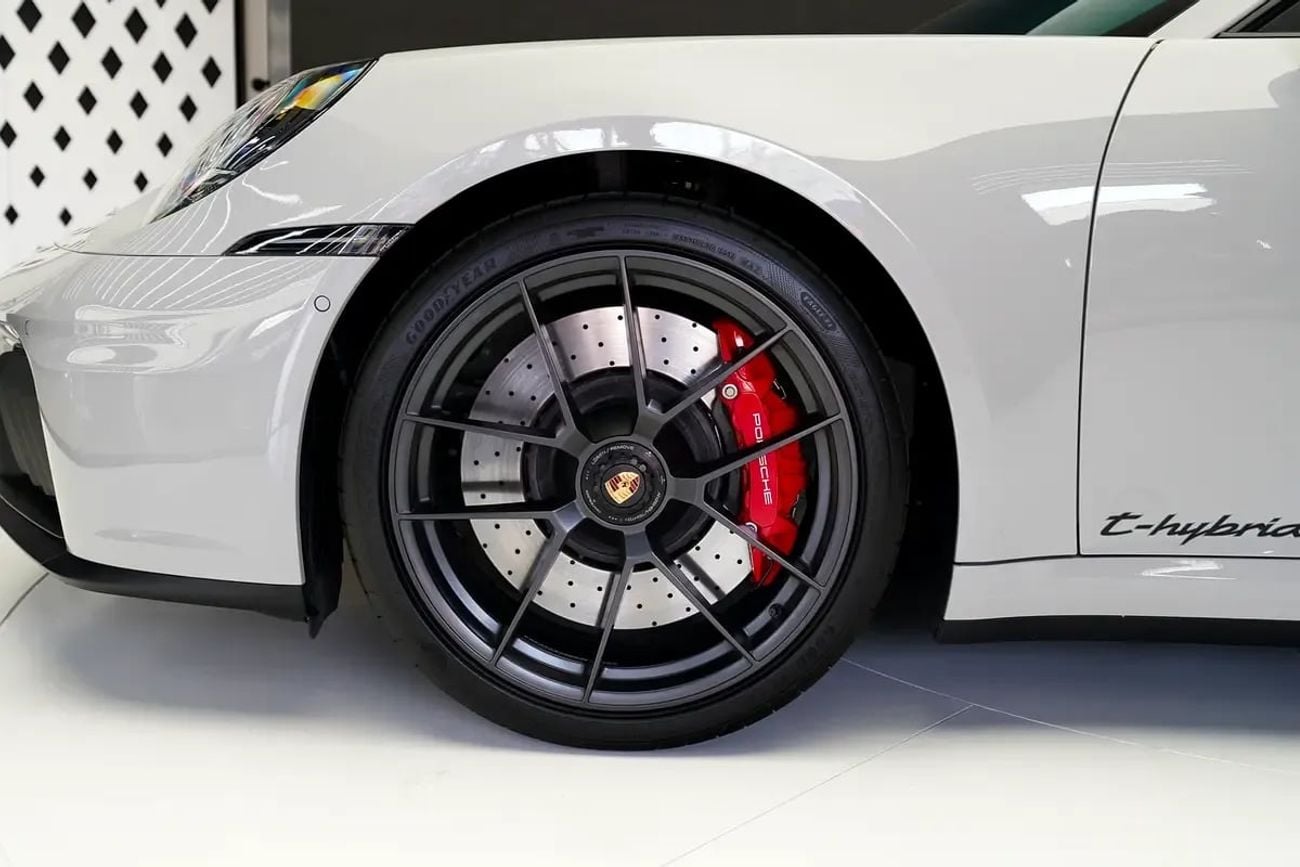Porsche 911 CARRERA GTS