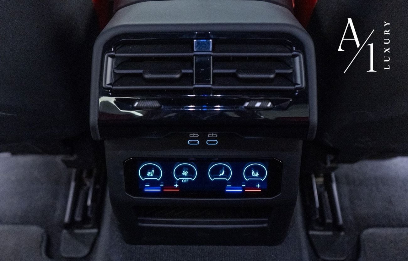 BMW M5 2025 BMW M5 Competition, With Warranty, Fully Loaded, Carbon Fibre Accents, GCC Specs