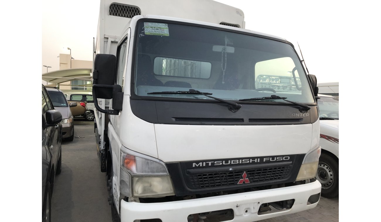 ميتسوبيشي فوسو كانتير Mitsubishi canter Pick up,model:2010. Low mileage