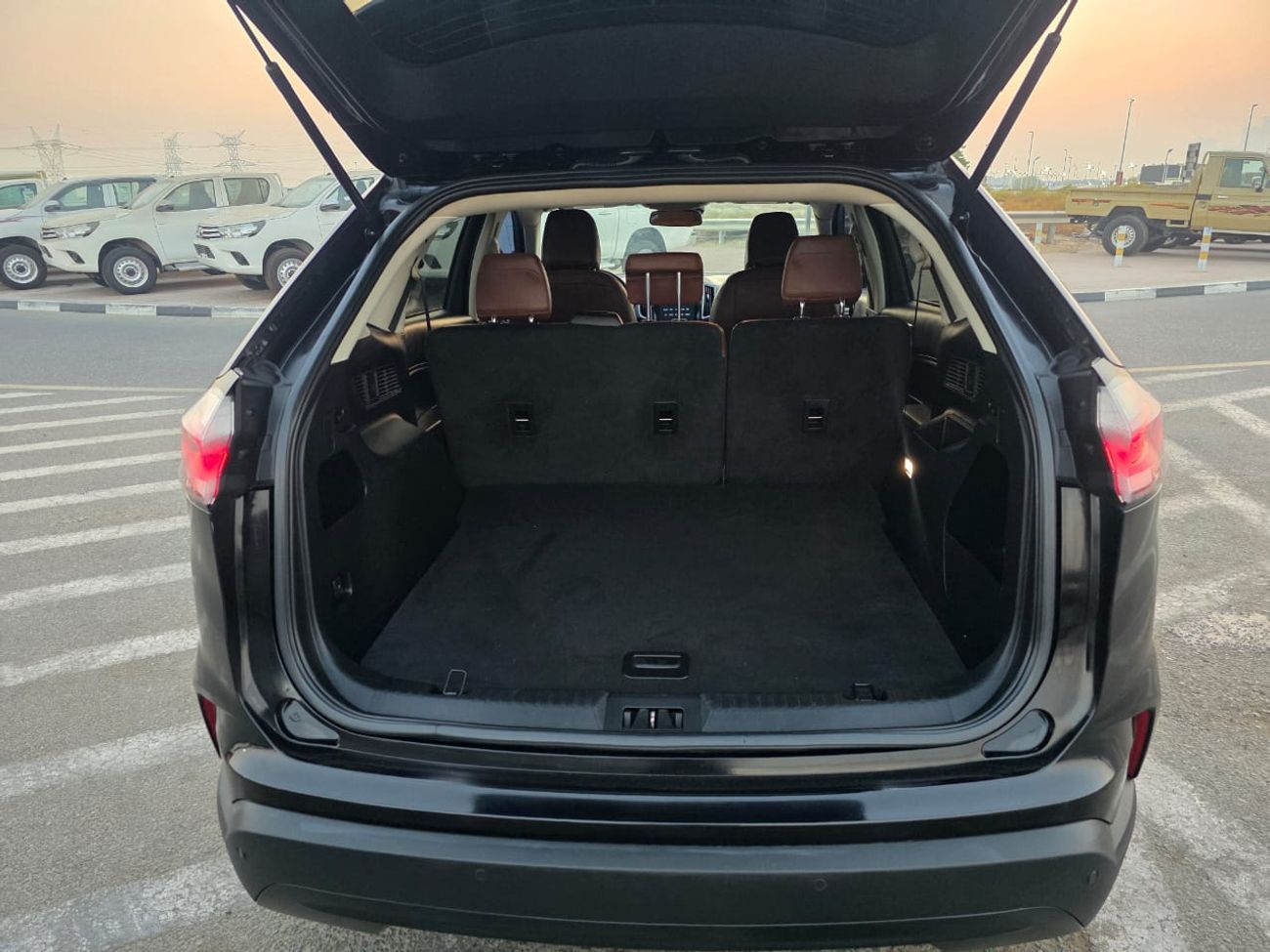 Ford Edge 2022 Model 2.0L turbo engine AWD , Push button and leathers