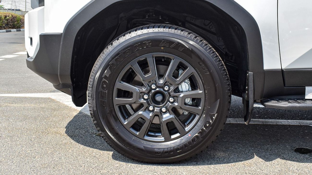 تويوتا برادو ECT0079 - Toyota Prado 2.4L Petrol - White/Black (Leather Seat, Sunroof)