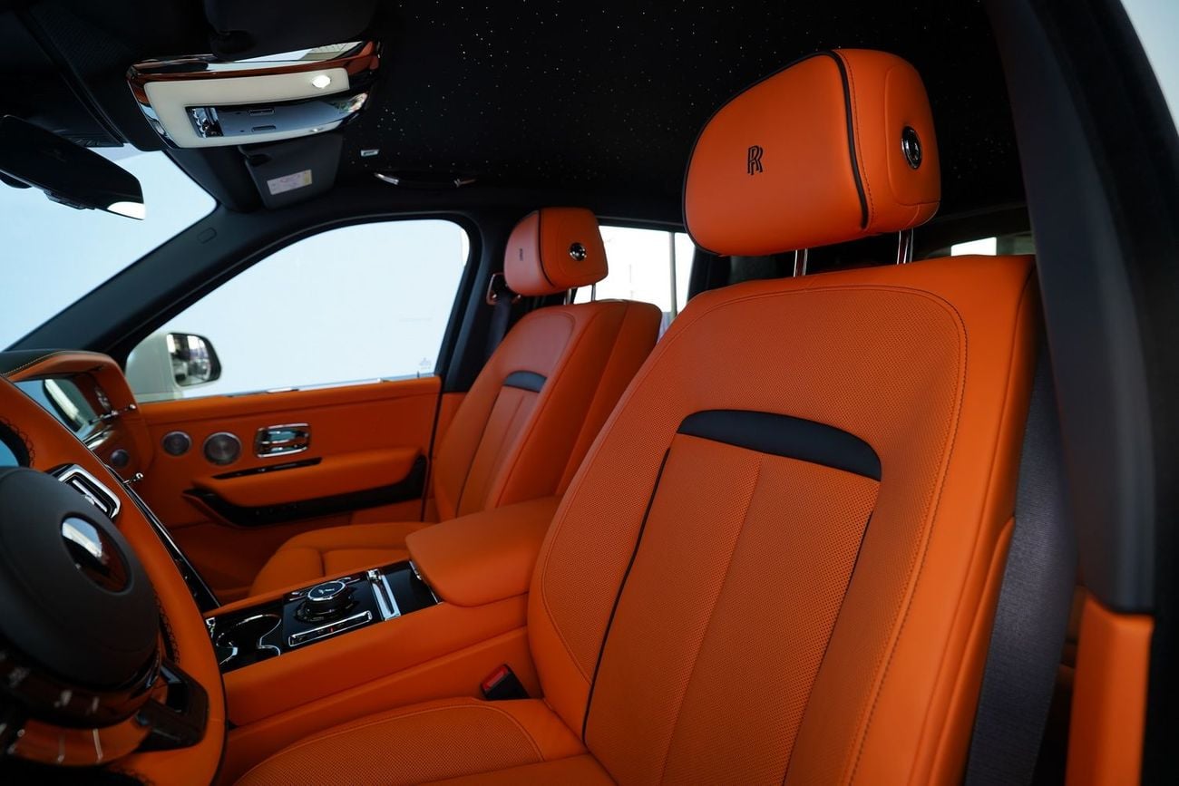 Rolls Royce Cullinan BLACK BADGE