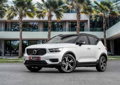 فولفو XC 40 R DESIGN XC40 T4 R-Design | 1,704 P.M | 0% Downpayment | Under Warranty
